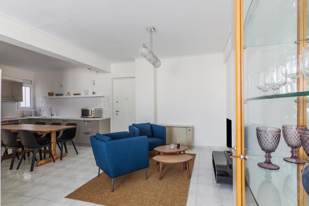 Breathtaking Acropolis View From An Elegant 3br Apt Athen