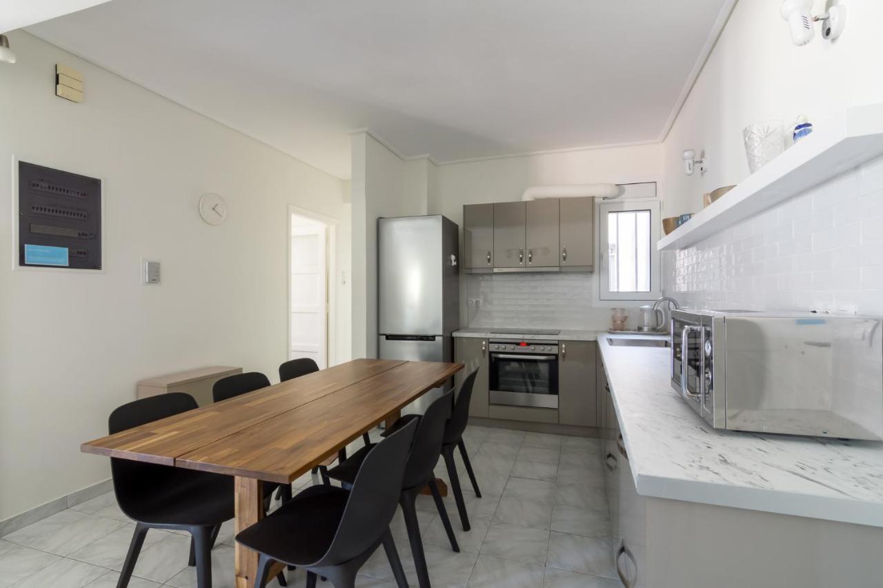 Apartment Breathtaking Acropolis View From An Elegant 3br Apt Athen